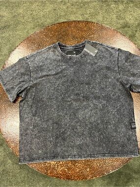 Stone Falcon Classic Men's Washed Black Crewneck T-Shirt